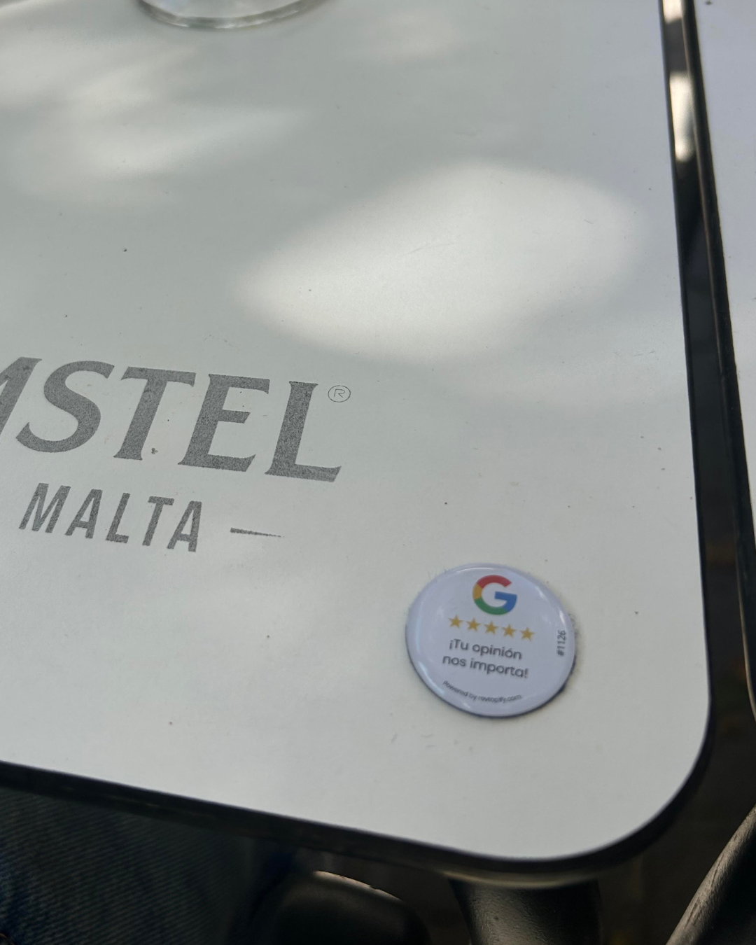 Pegatina con NFC y QR para Reseñas de Google